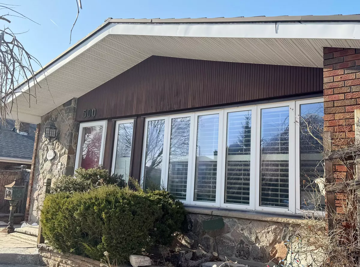 Toronto E05, ON M1W 1G4,500 Huntingwood DR #Basement