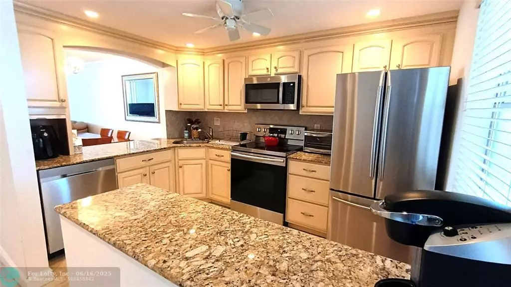 Pompano Beach, FL 33062,777 S Federal Highway #G315