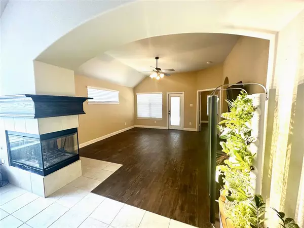 Fort Worth, TX 76179,6020 Harwich Lane