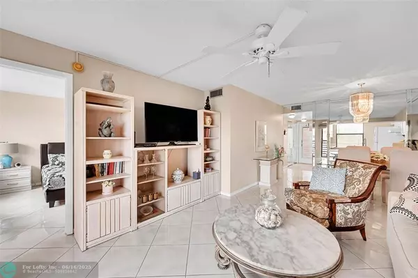 Sunrise, FL 33322,2764 NW 104th Ave #410