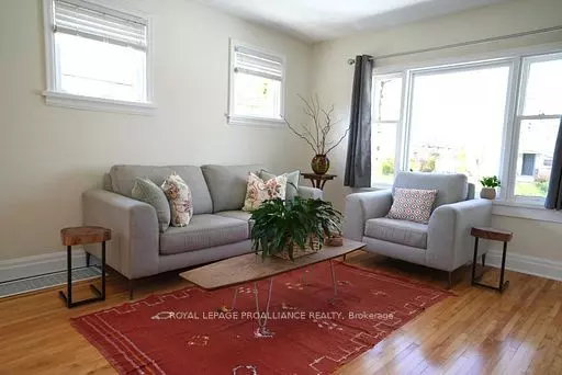 Cobourg, ON K9A 4A5,384 D'arcy ST
