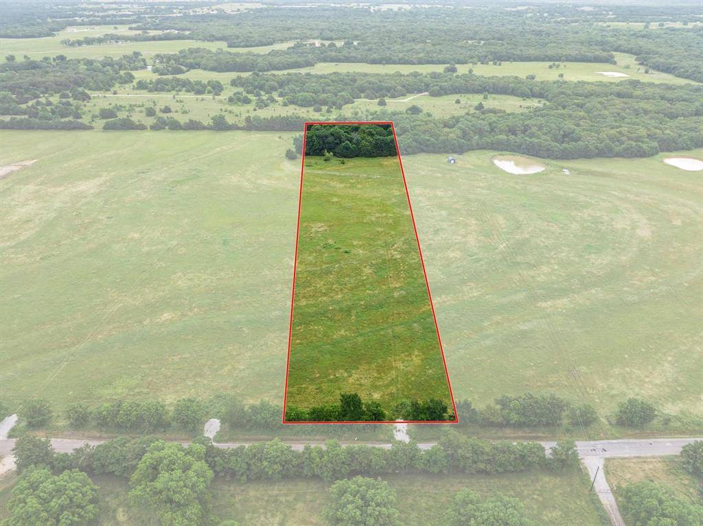 2324 Riley Road, Whitesboro, TX 76273