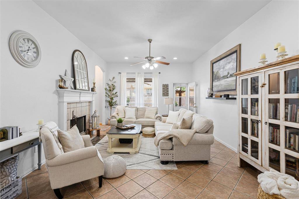 Weatherford, TX 76085,221 Whitestone Way