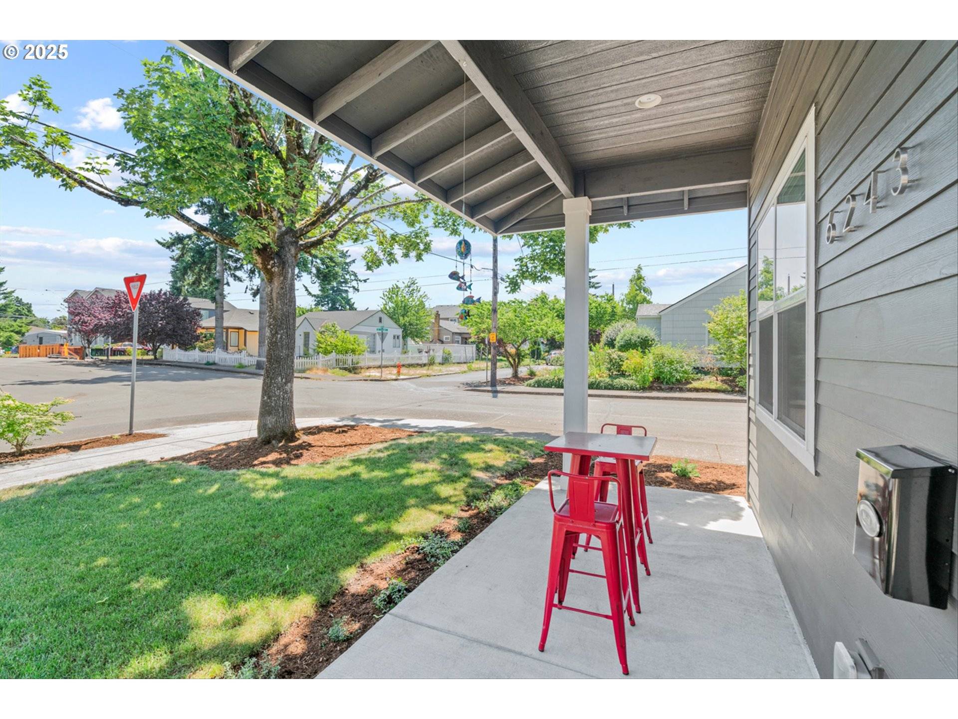 Portland, OR 97206,6243 SE 71ST AVE