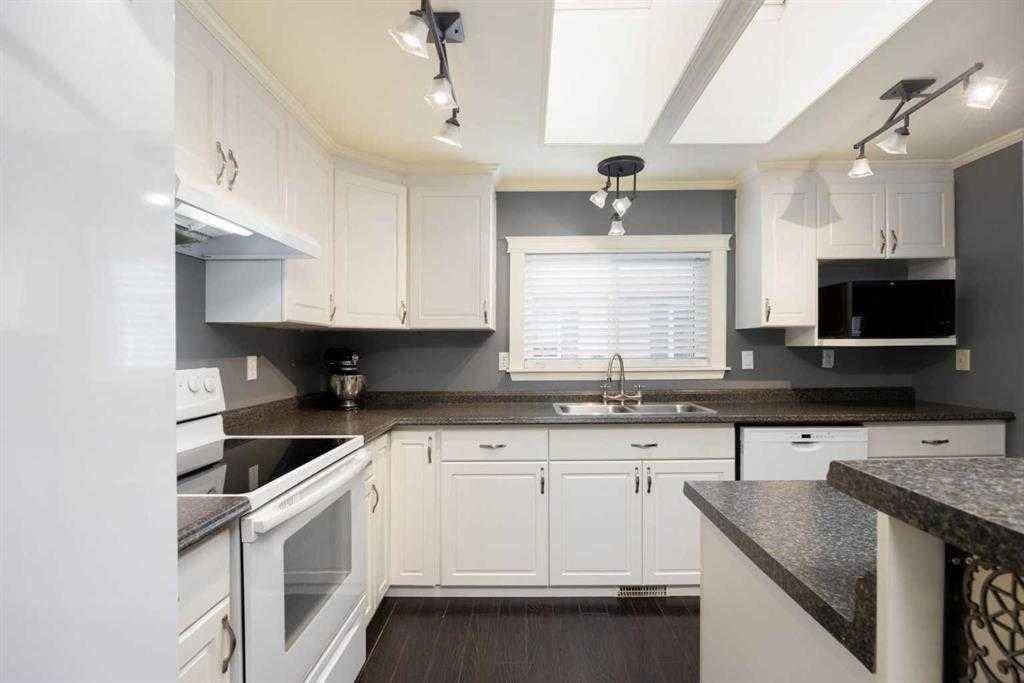 Fort Mcmurray, AB T9H 5K5,161 Mustang RD