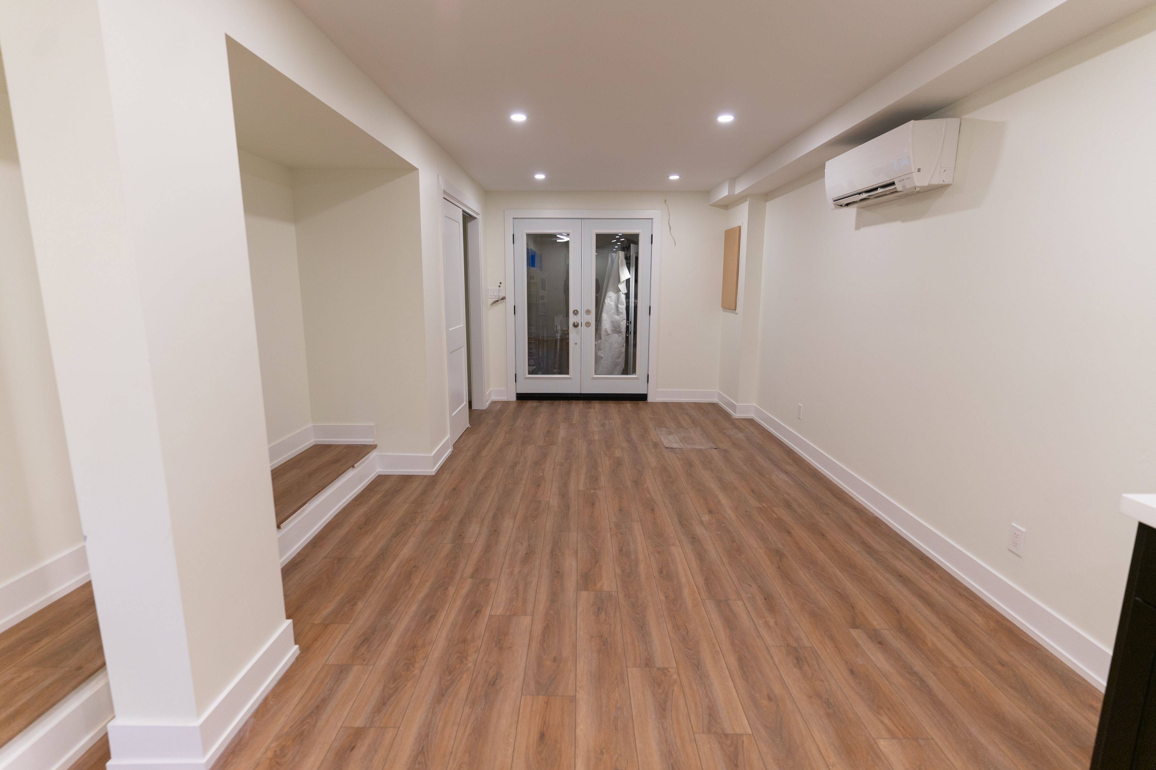 Toronto C01, ON M6J 2G4,55 Markham ST #Bsmt