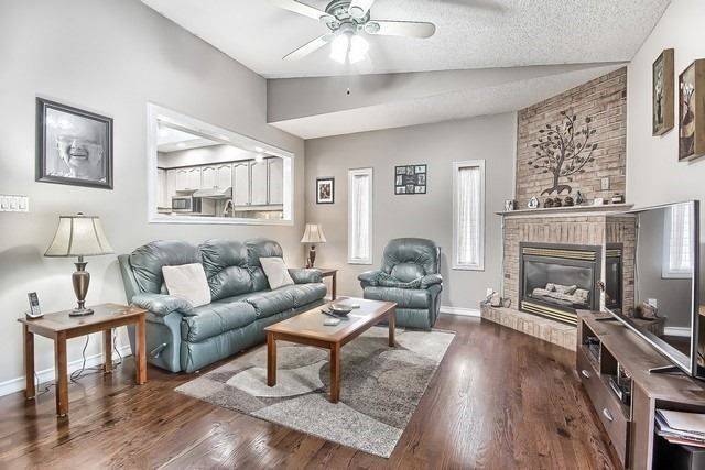 Oshawa, ON L1K 2H7,852 Beatrice ST E