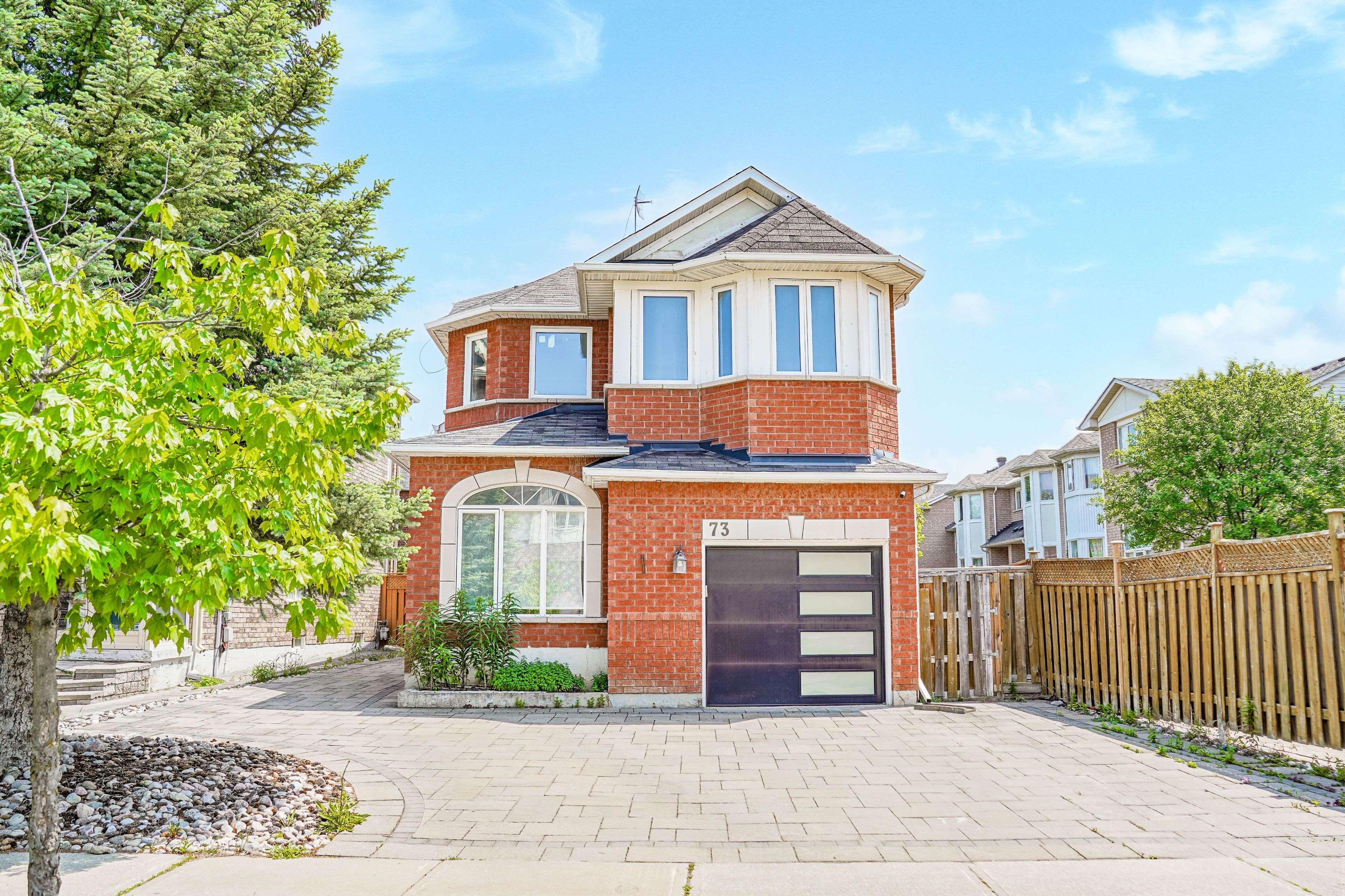 Richmond Hill, ON L4S 1S2,73 Bridlepath ST