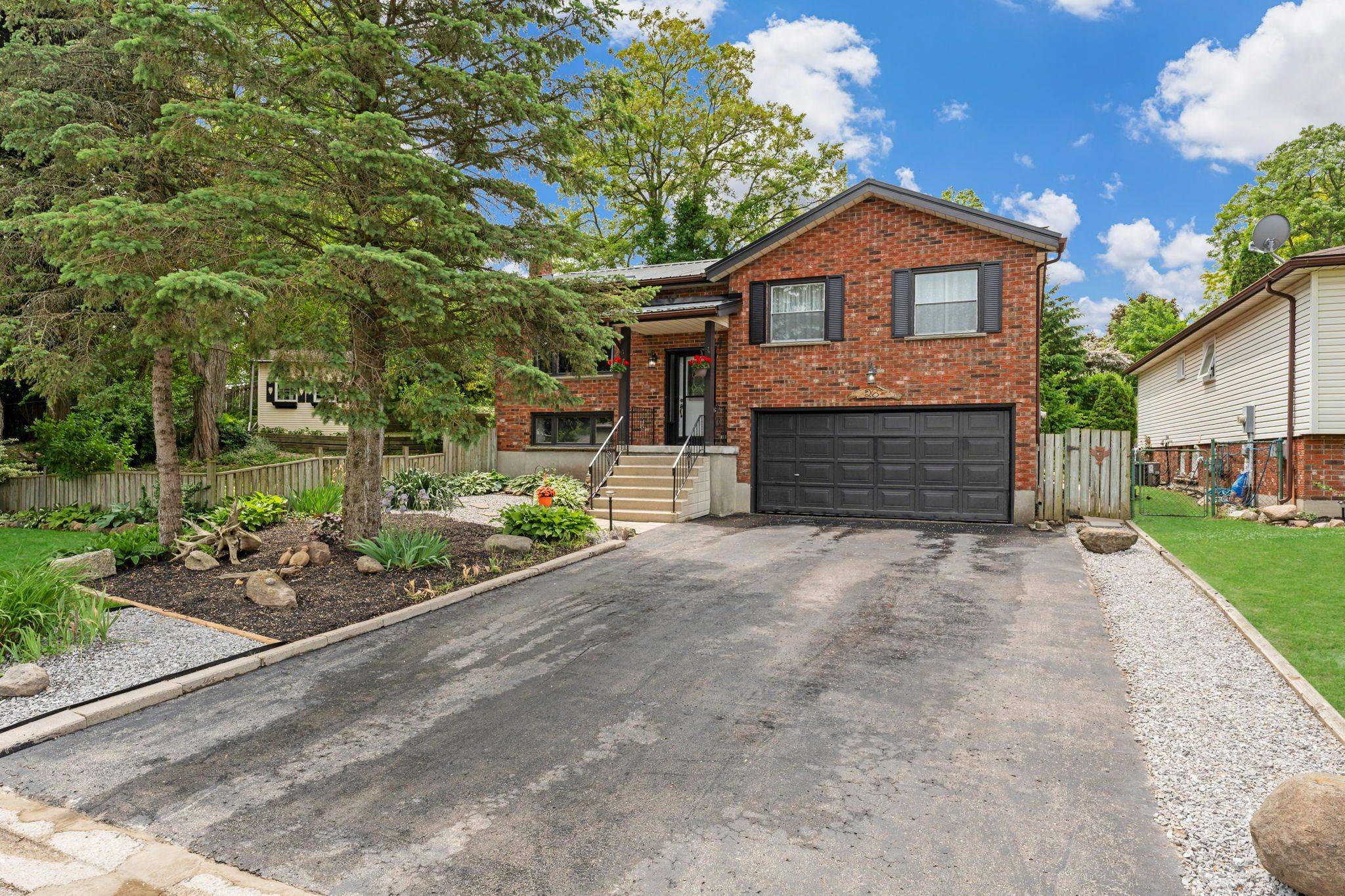 Norfolk, ON N3Y 5G2,26 Turner DR