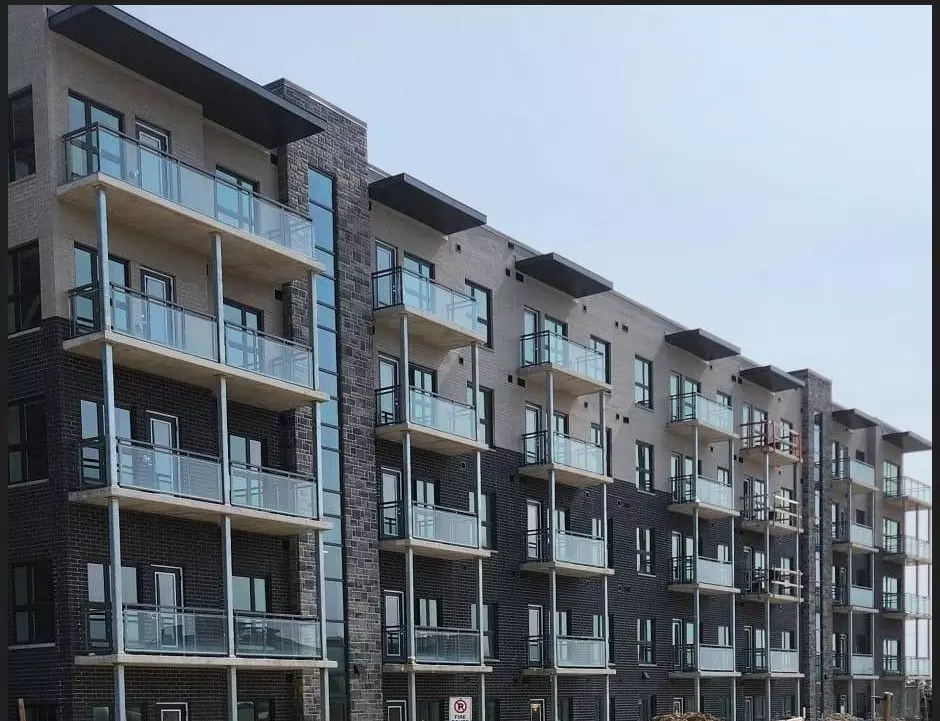 Kitchener, ON N2A 4G3,1101 Lackner PL #201