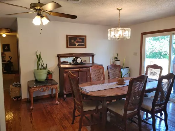 Gordonville, TX 76245,174 Glen Oaks Drive