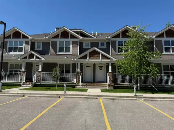 411 Cranberry PARK SE, Calgary, AB T3M 1R4