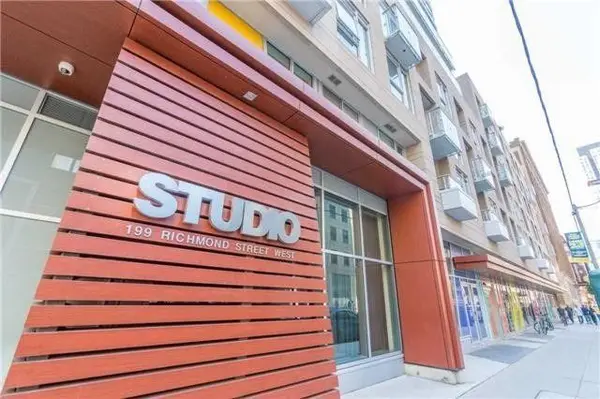 Toronto C01, ON M5V 0H4,199 Richmond ST W #2506