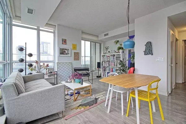 Toronto C01, ON M5V 0H4,199 Richmond ST W #2506