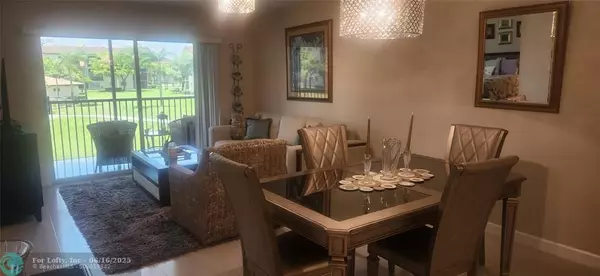 Pembroke Pines, FL 33027,1600 SW 127th Way #208C