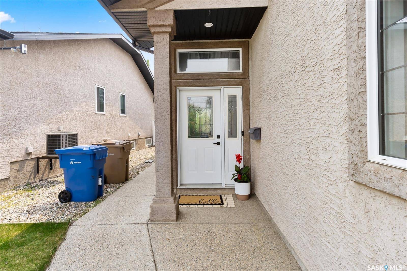 Regina, SK S4V 0N5,2759 Sunninghill CRESCENT