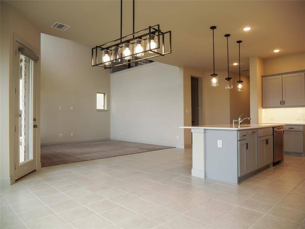 Arlington, TX 76005,3341 Monarch Pass Drive