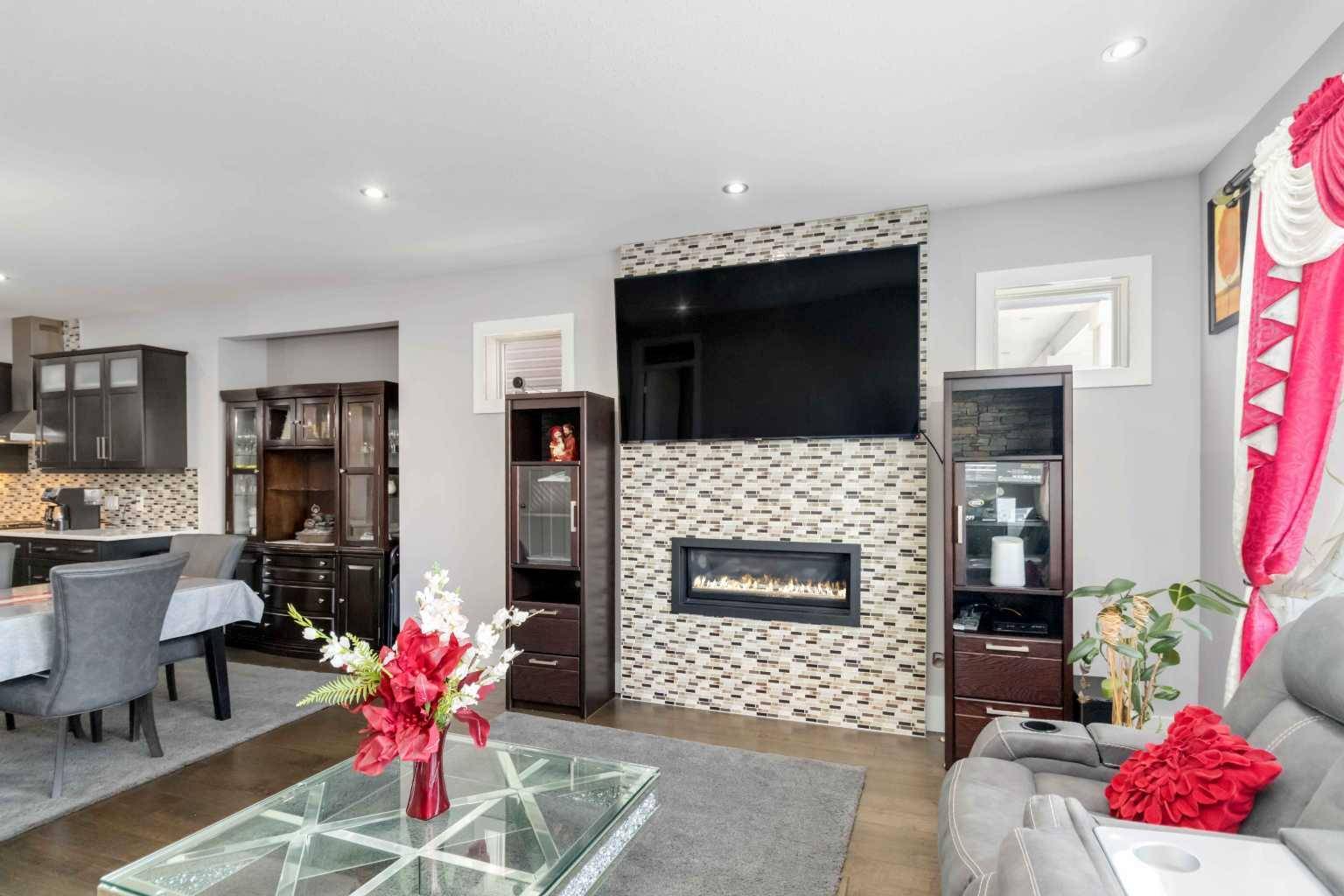 Fort Mcmurray, AB T9K 0X6,173 Ward CRES