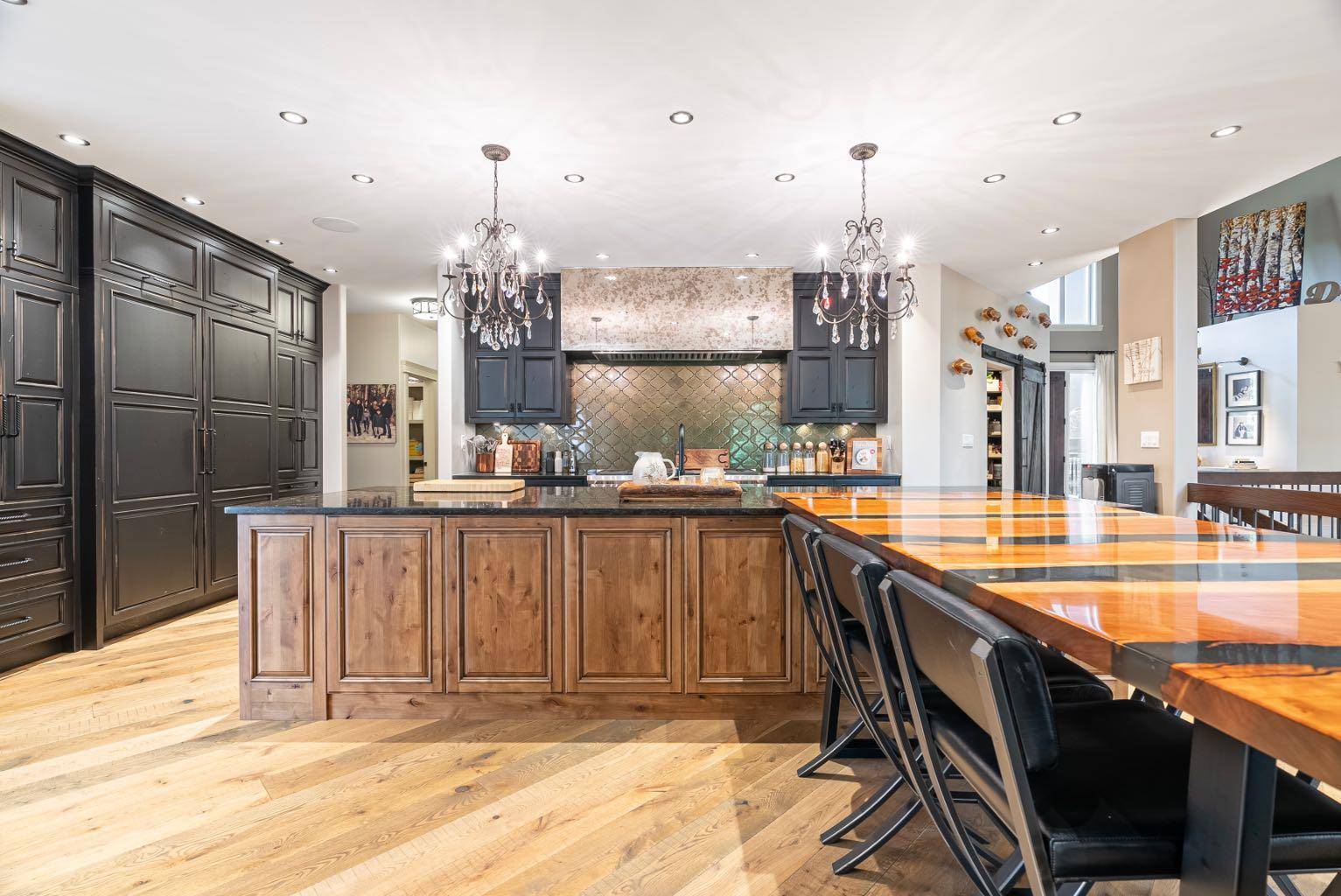 Fort Mcmurray, AB T9K1W5,137 Wood Buffalo WAY