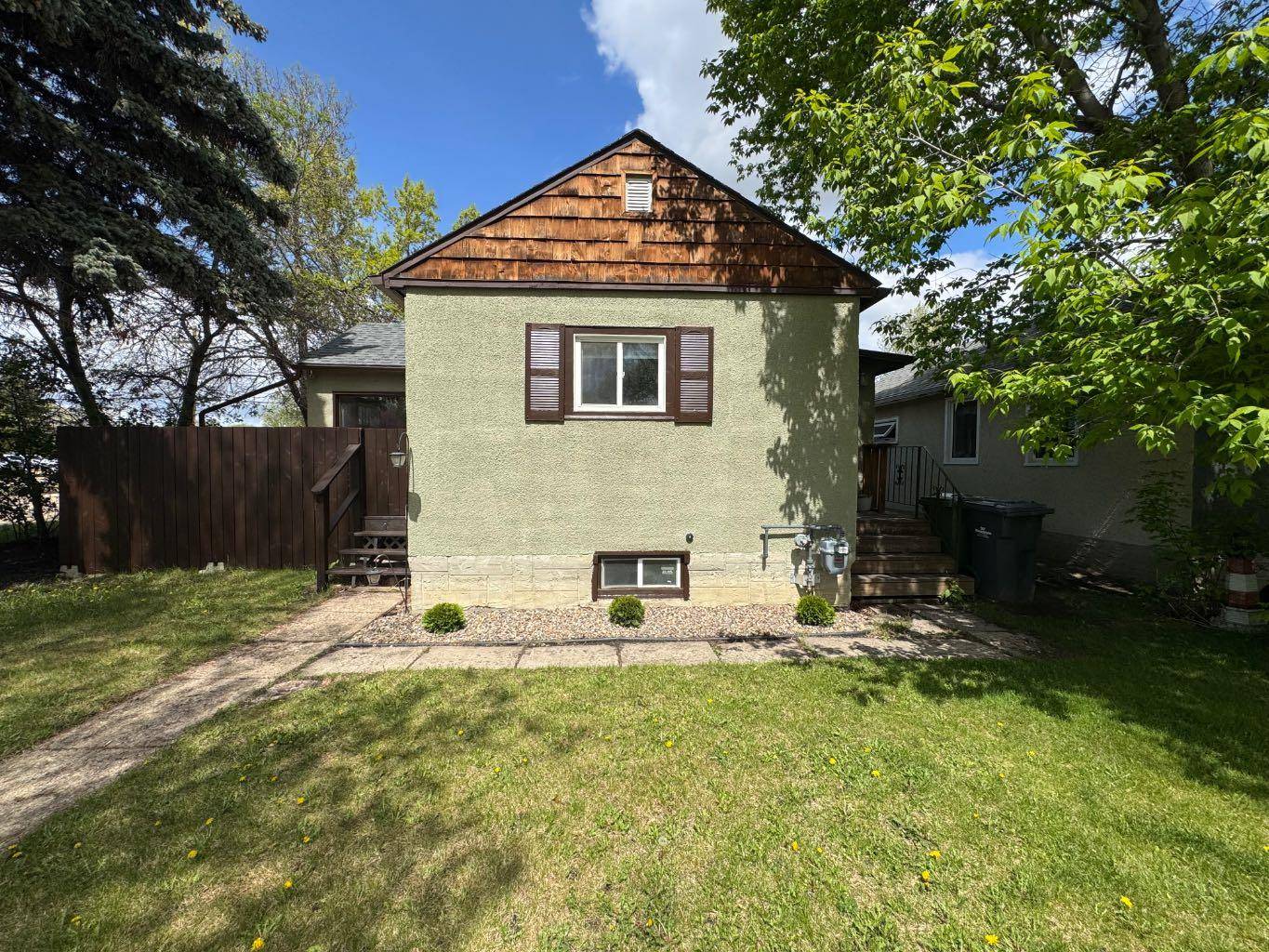 Wetaskiwin, AB T9A 0N7,5420 48 AVE