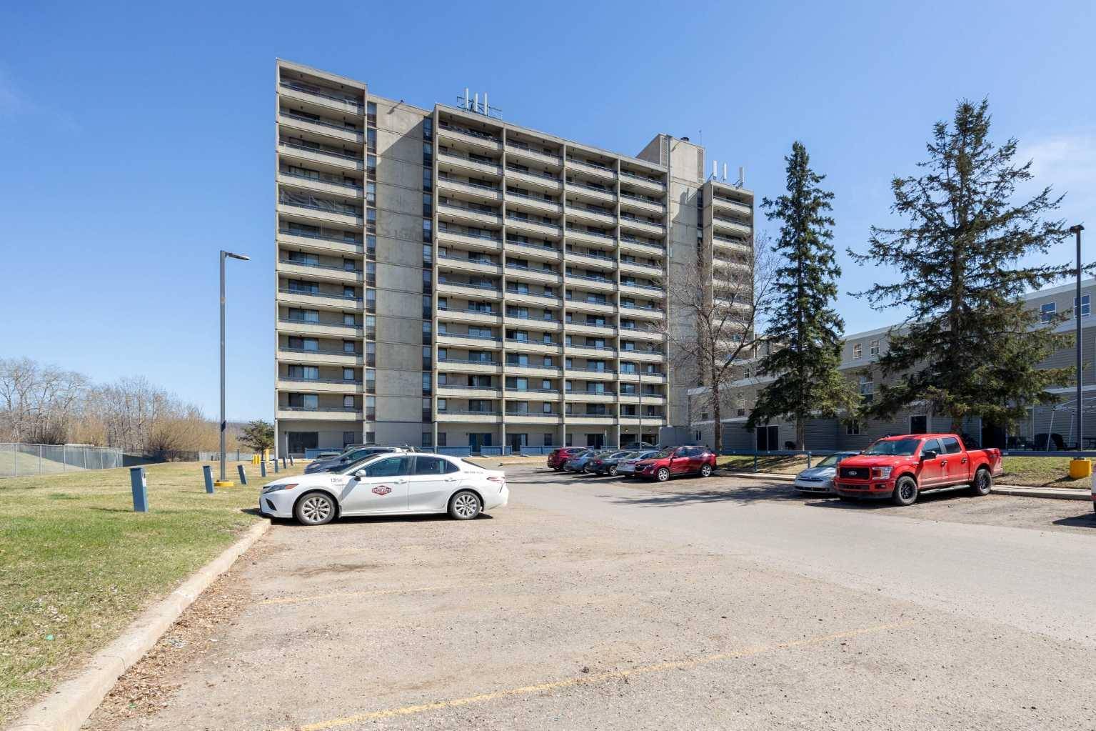 Fort Mcmurray, AB T9H 4H2,13221 Macdonald DR #1411