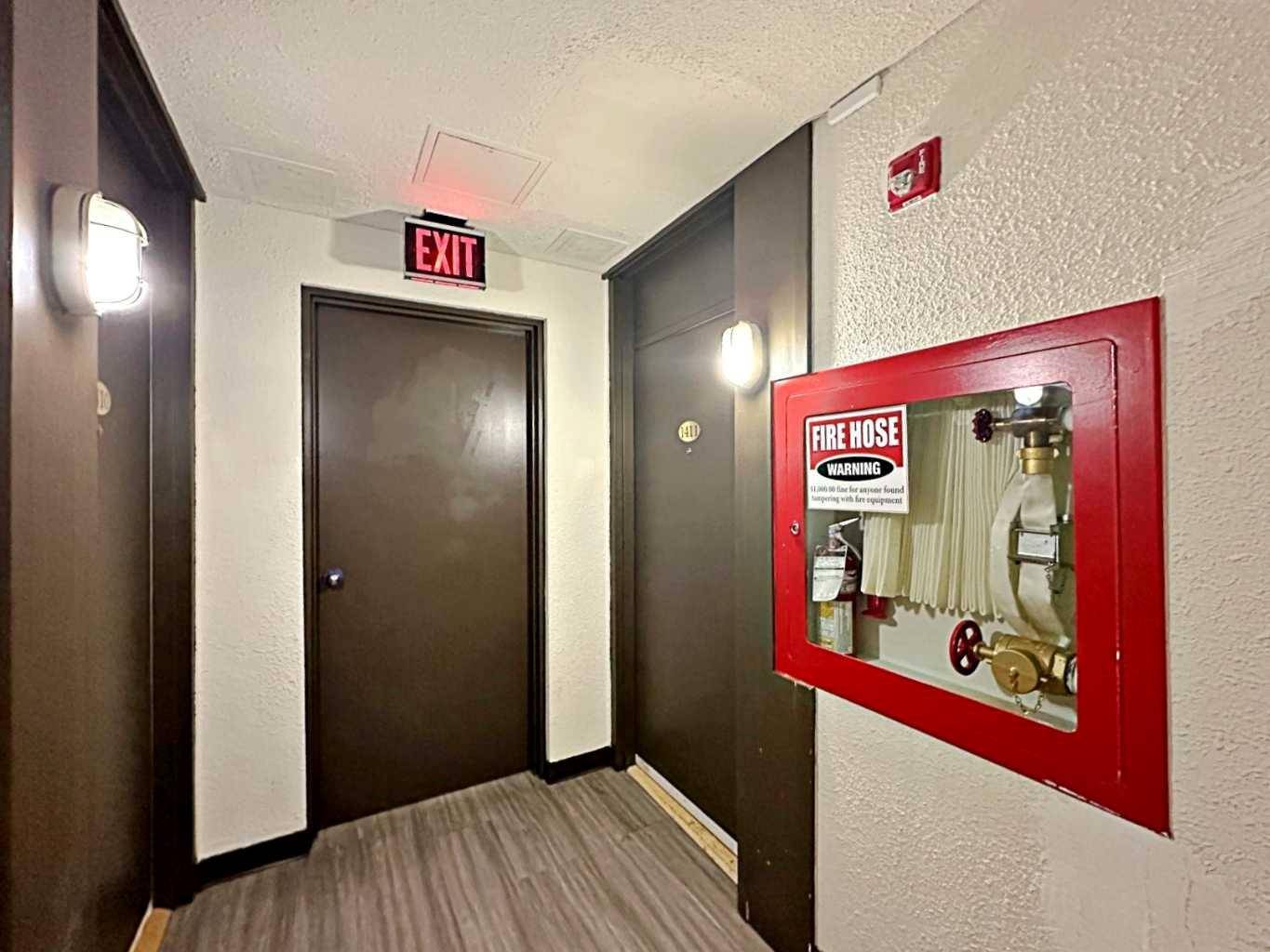 Fort Mcmurray, AB T9H 4H2,13221 Macdonald DR #1411