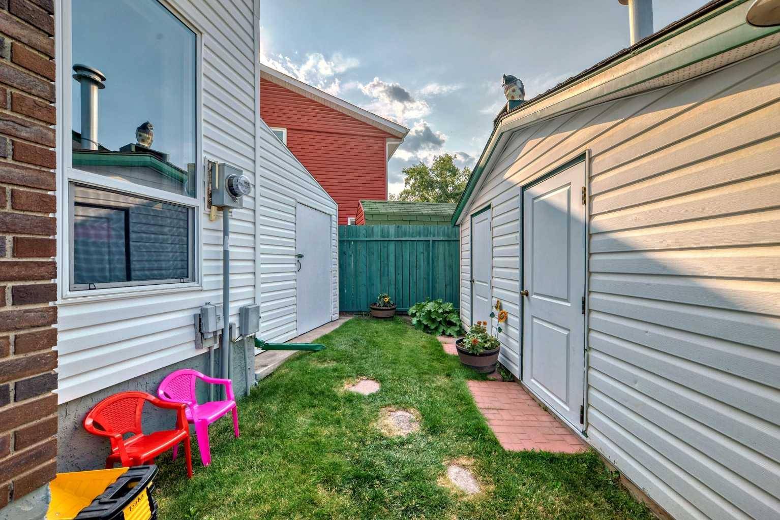 Calgary, AB t1y2b1,420 Whitehorn PL Northeast