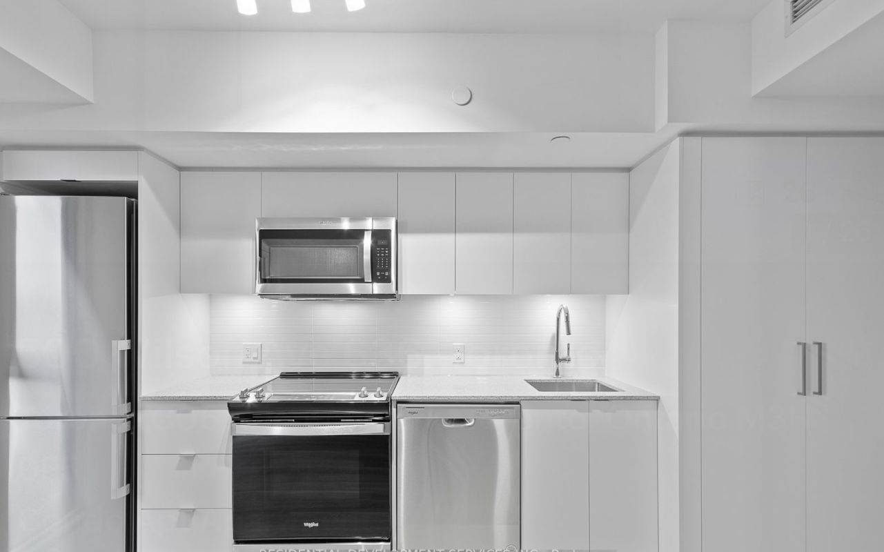 Toronto C06, ON M3H 5Y9,500 Wilson AVE #736