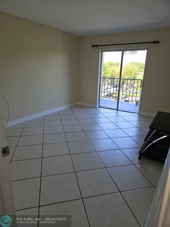 Hialeah, FL 33012,5665 W 20th Ave  #413