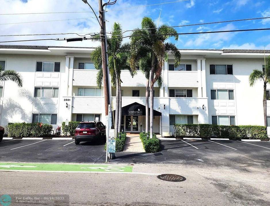 Fort Lauderdale, FL 33306,2881 NE 32nd St  #218