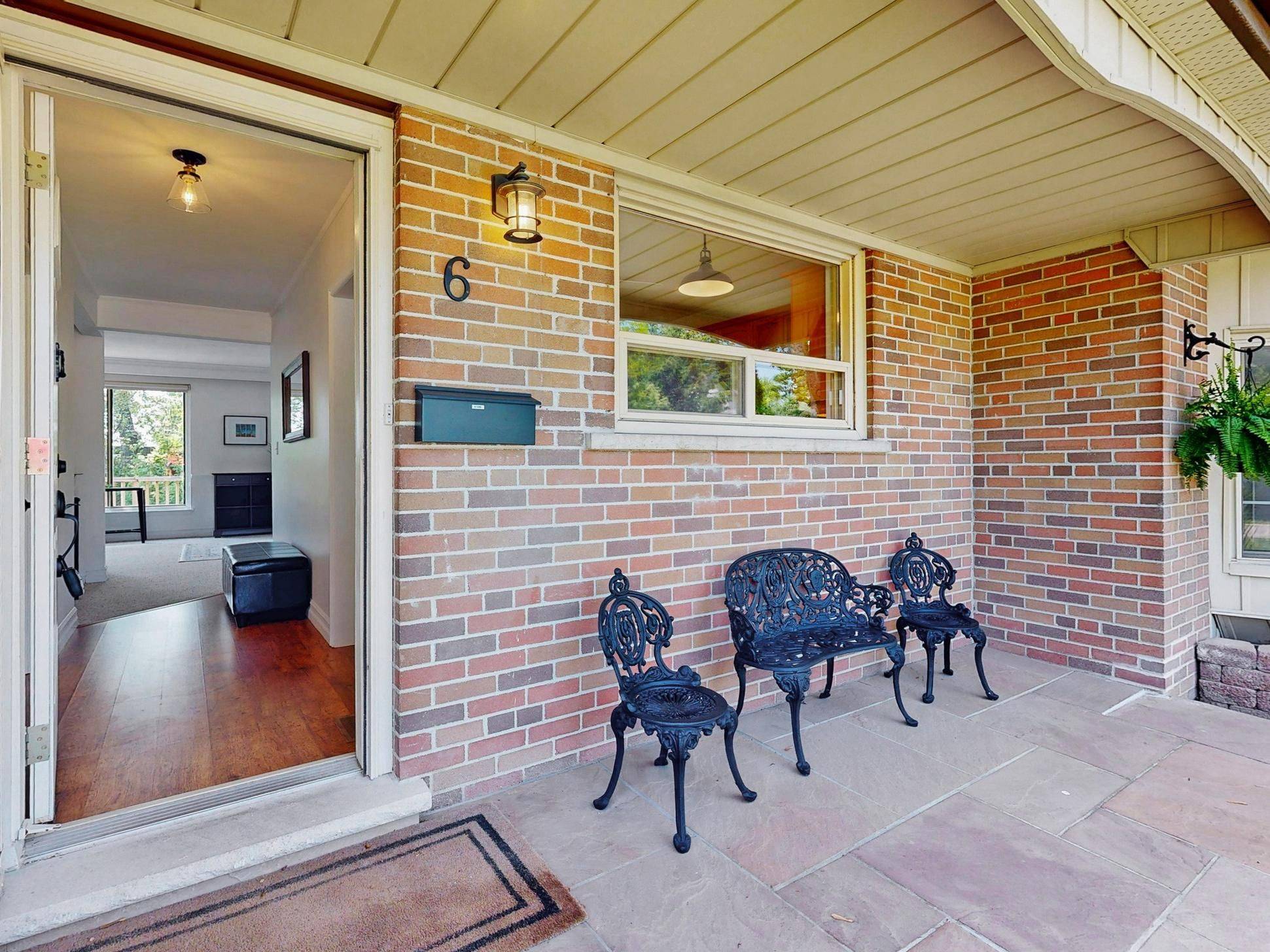 Markham, ON L3P 1R5,6 Lincoln Green DR