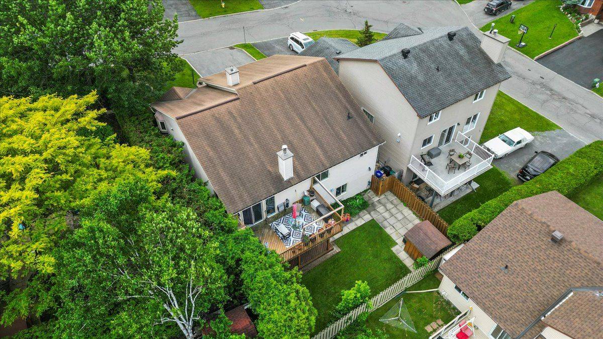 Orleans - Convent Glen And Area, ON K1C 4M7,6551 Richer DR