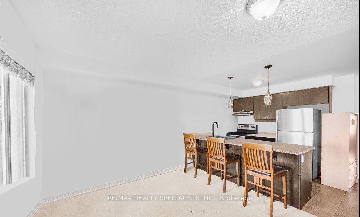 Shelburne, ON L0N 1S1,825 Cook CRES