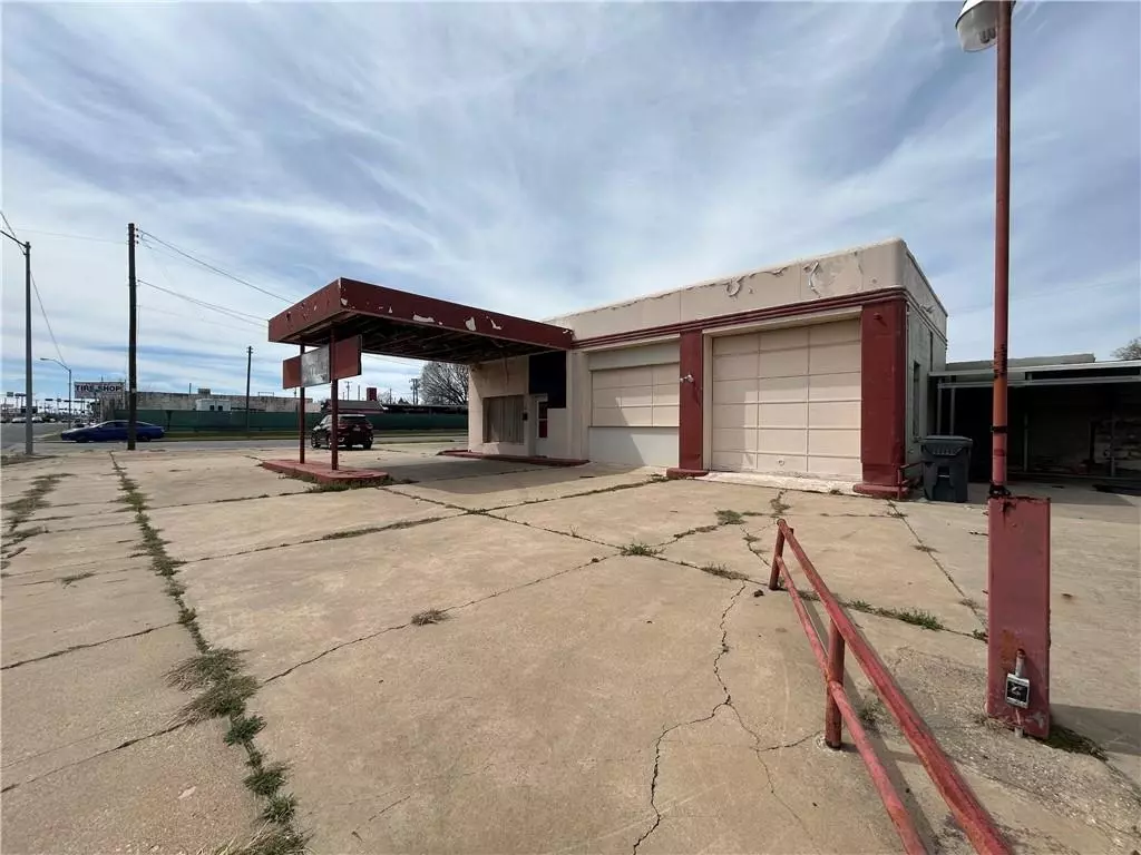 Waco, TX 76701,1525 Franklin Avenue