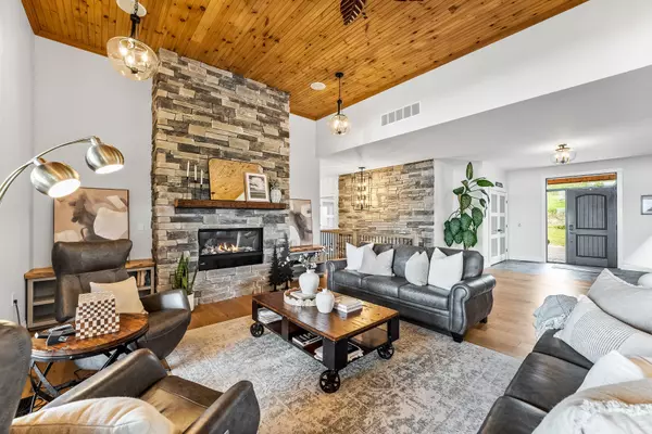 Clarington, ON L0A 1J0,2132 Newtonville RD