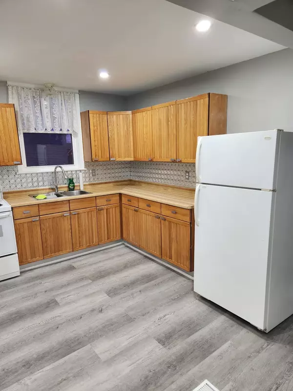 Hamilton, ON L9C 2A9,414 SANATORIUM RD