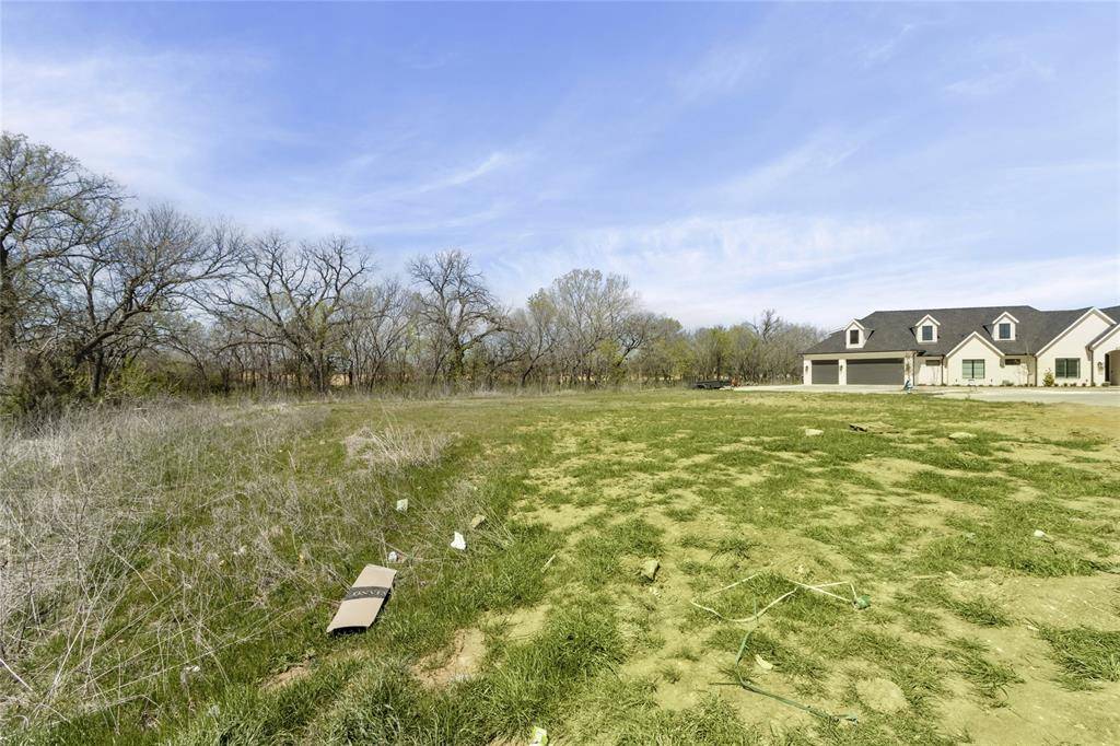 Denton, TX 76210,409 Meadowlands Drive
