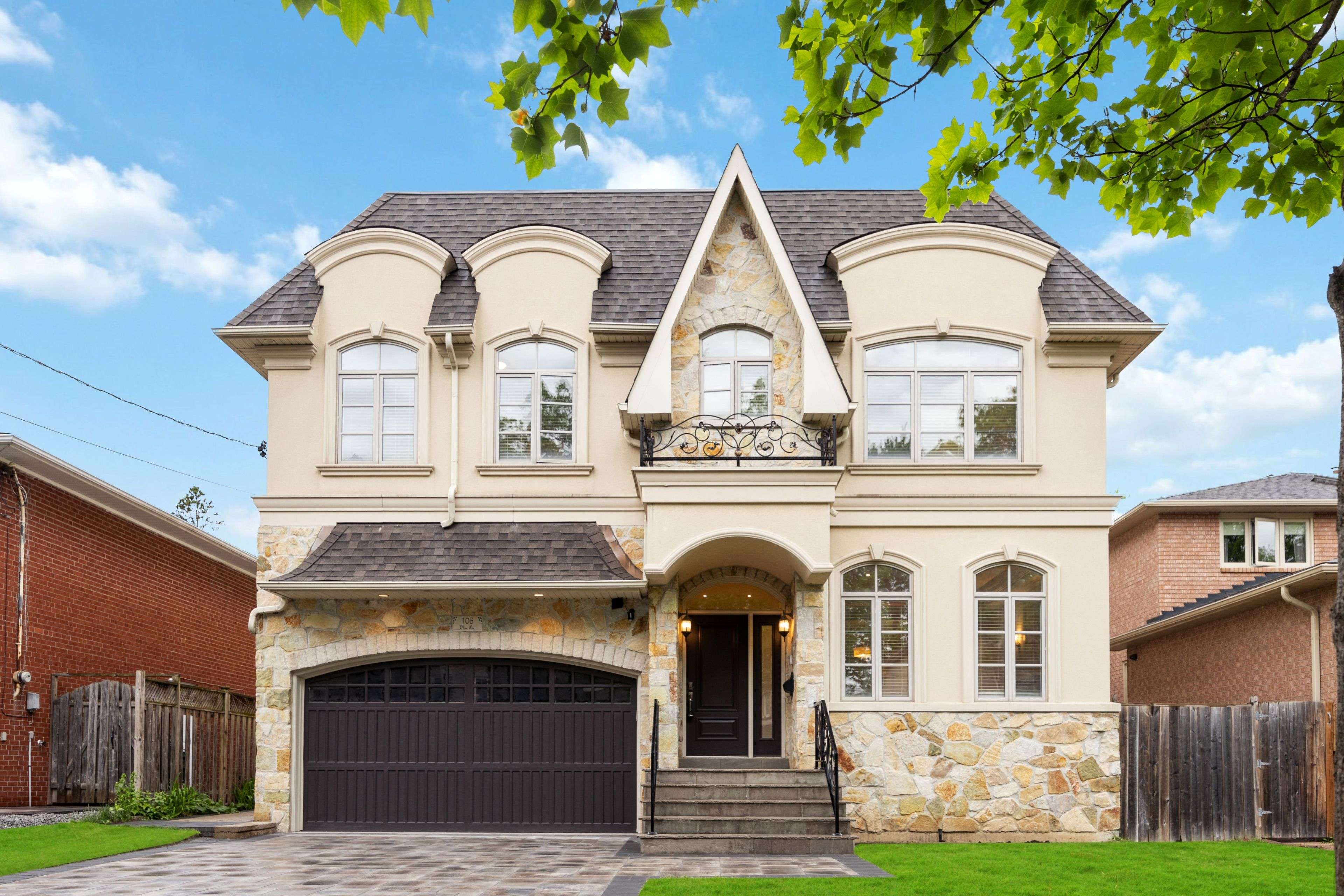 106 Olive AVE, Toronto C14, ON M2N 4N8