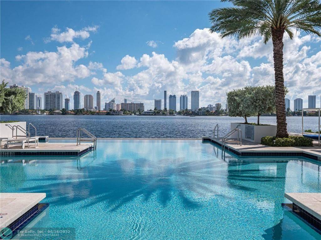 North Miami Beach, FL 33160,[StreetName,UnitNumber,StreetNumber,StreetDirPrefix]