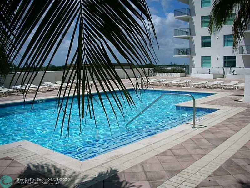 140 S DIXIE HY  #525, Hollywood, FL 33020