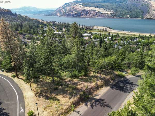 Coyote CT #Lot #42, Mosier, OR 97040