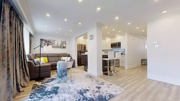 Mississauga, ON L4W 2N9,1951 Rathburn RD E #69