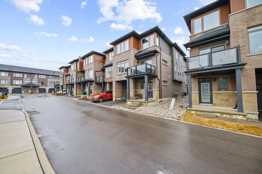 61 Soho ST #123, Hamilton, ON L8J 0M6