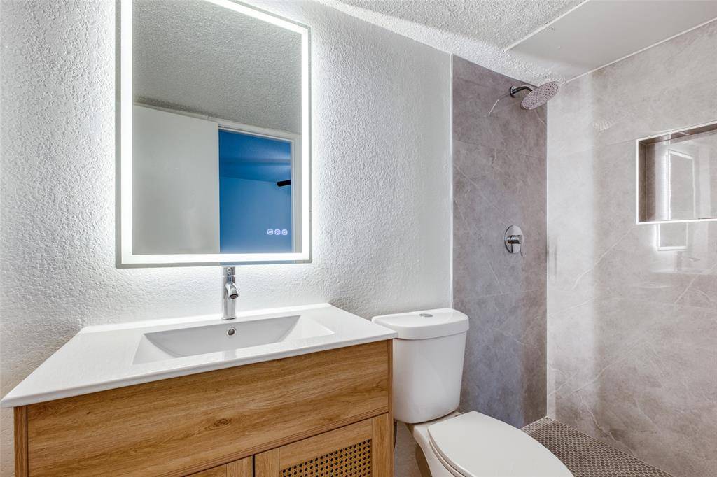 Dallas, TX 75246,4502 Gaston Avenue #108
