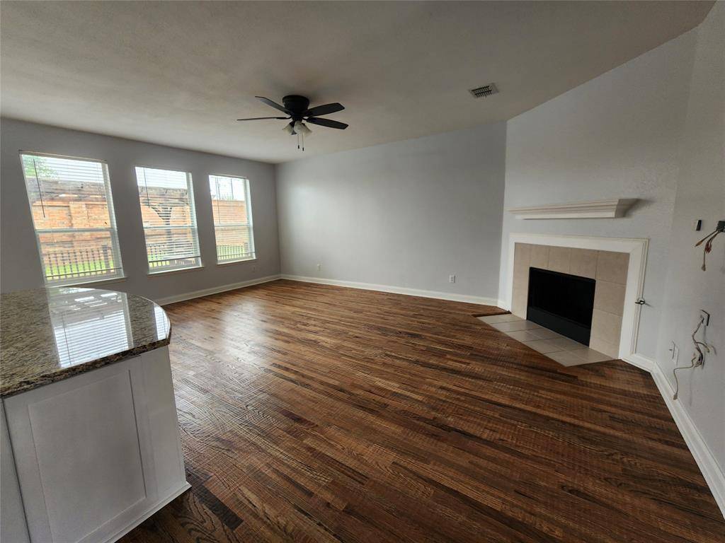 Fort Worth, TX 76140,529 Roundrock Lane