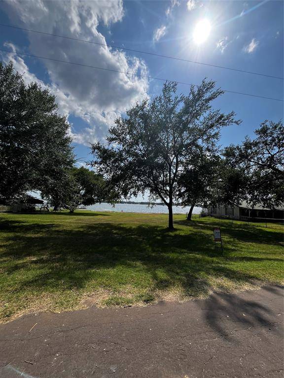 Jewett, TX 75846,00 LCR 912 #Lot 60
