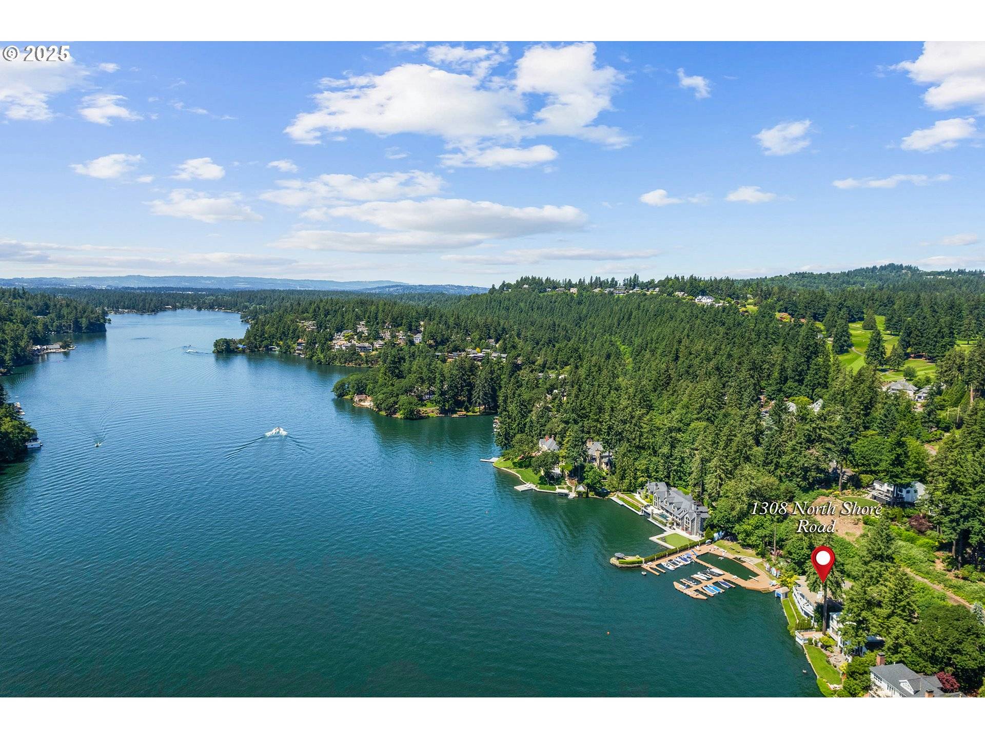 Lake Oswego, OR 97034,1308 Northshore RD