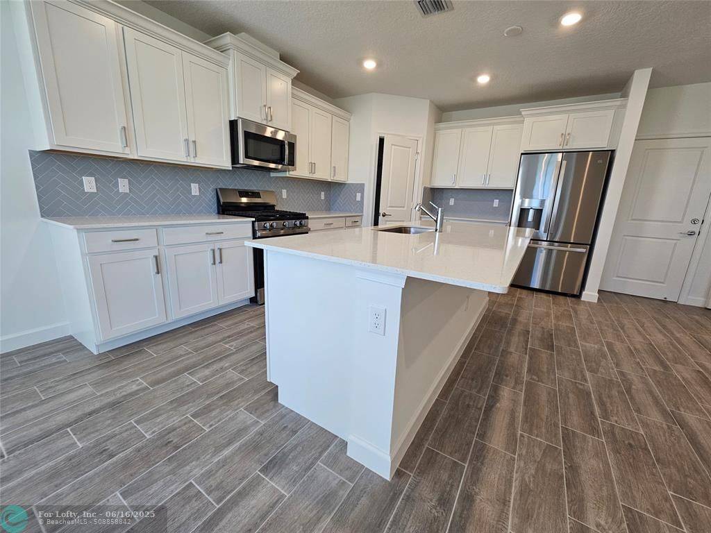 Loxahatchee, FL 33470,19002 Wood Stork Way