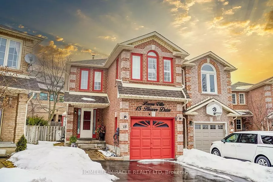 Whitby, ON L1N 9K4,15 Heaver DR