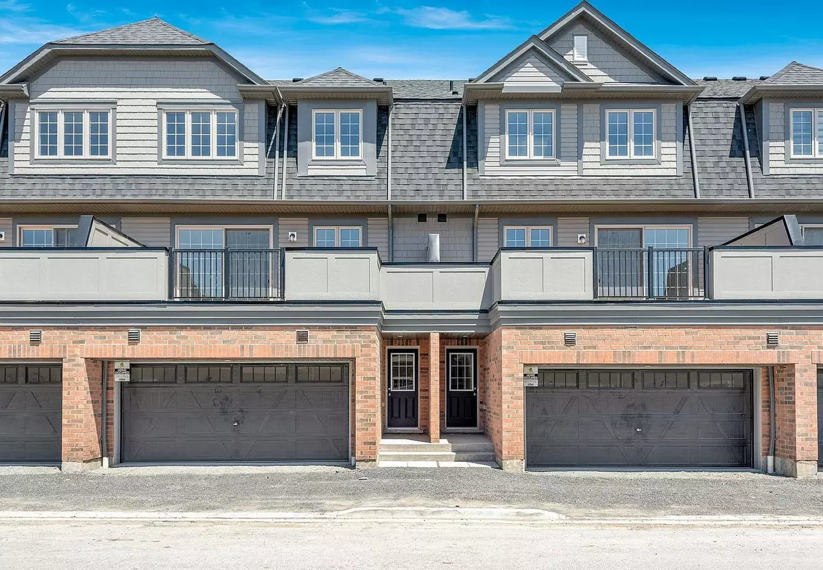 Whitby, ON L1P 0K8,302 Coronation RD